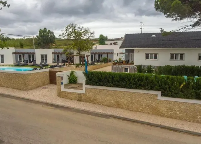 Charming House With Shared Pool In Atalaia, 110 M² Holiday home Lourinha (Lisbon)